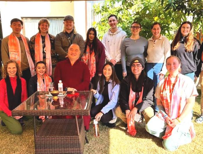 A group photo of the class with Shechen Rabjam Rinpoche after his Buddhist preachings.